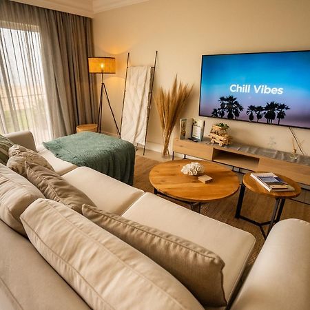 Deja Blue Beachfront Villa, Newly Renovated Langstrand Εξωτερικό φωτογραφία