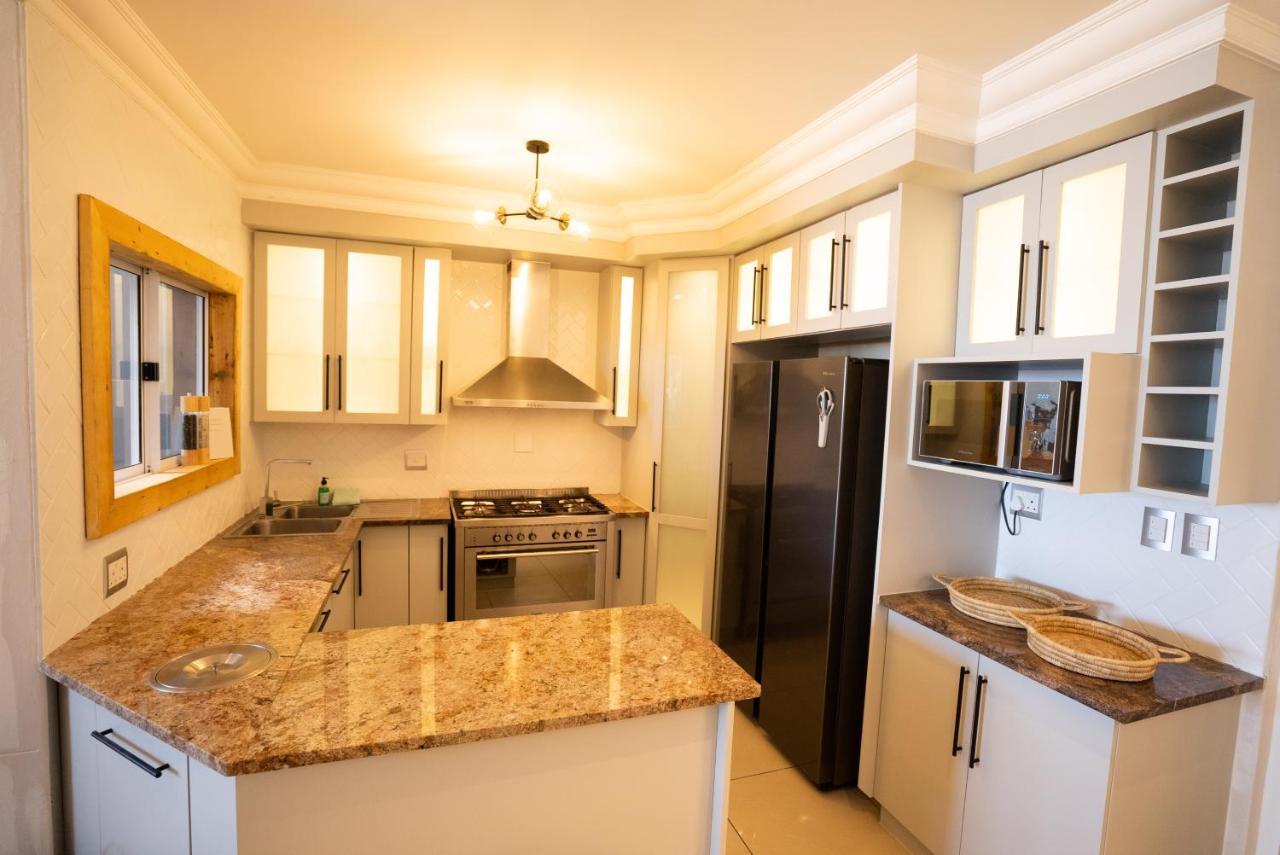 Deja Blue Beachfront Villa, Newly Renovated Langstrand Εξωτερικό φωτογραφία