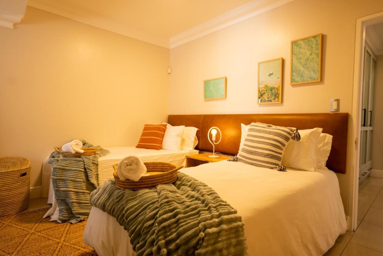 Deja Blue Beachfront Villa, Newly Renovated Langstrand Εξωτερικό φωτογραφία