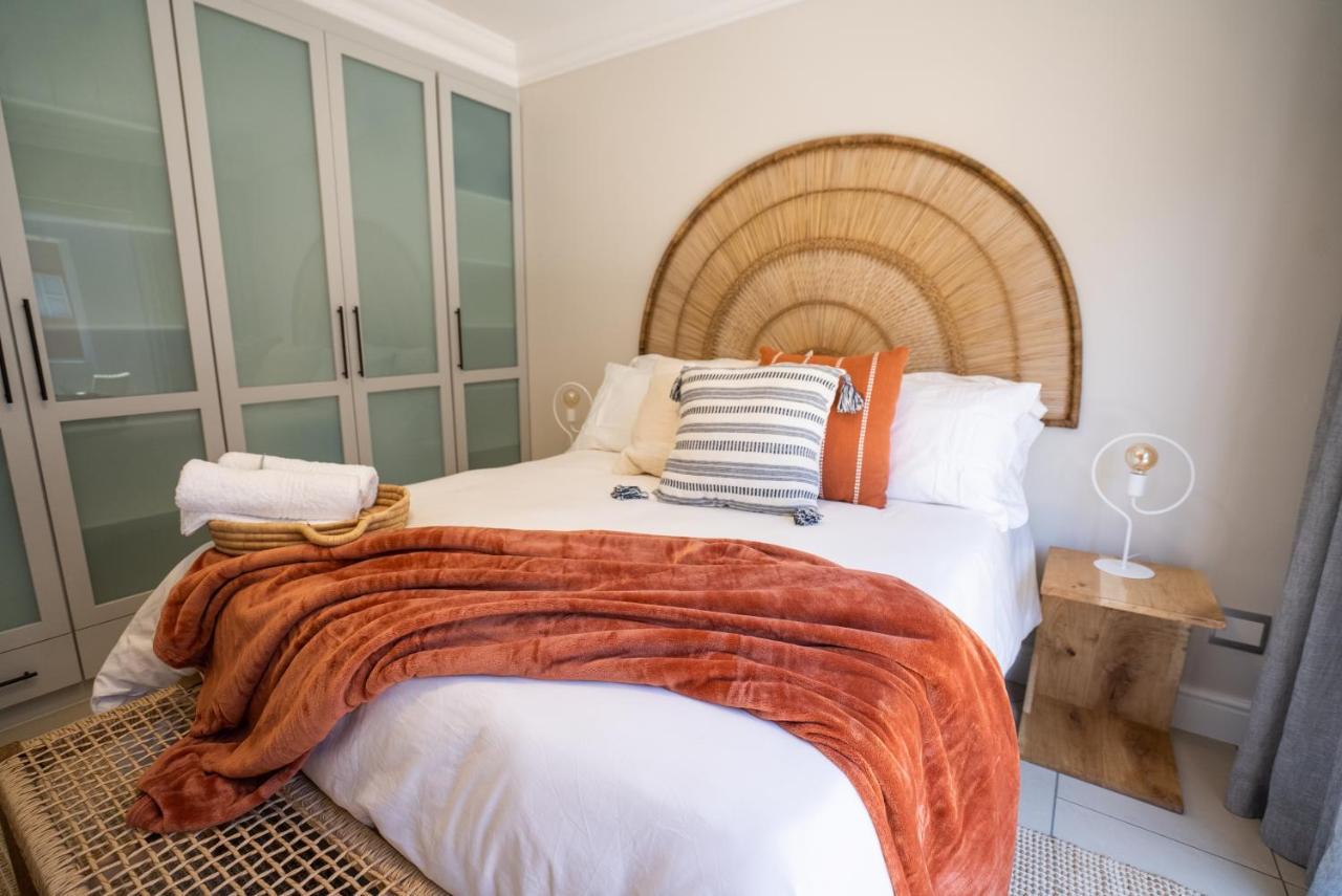 Deja Blue Beachfront Villa, Newly Renovated Langstrand Εξωτερικό φωτογραφία